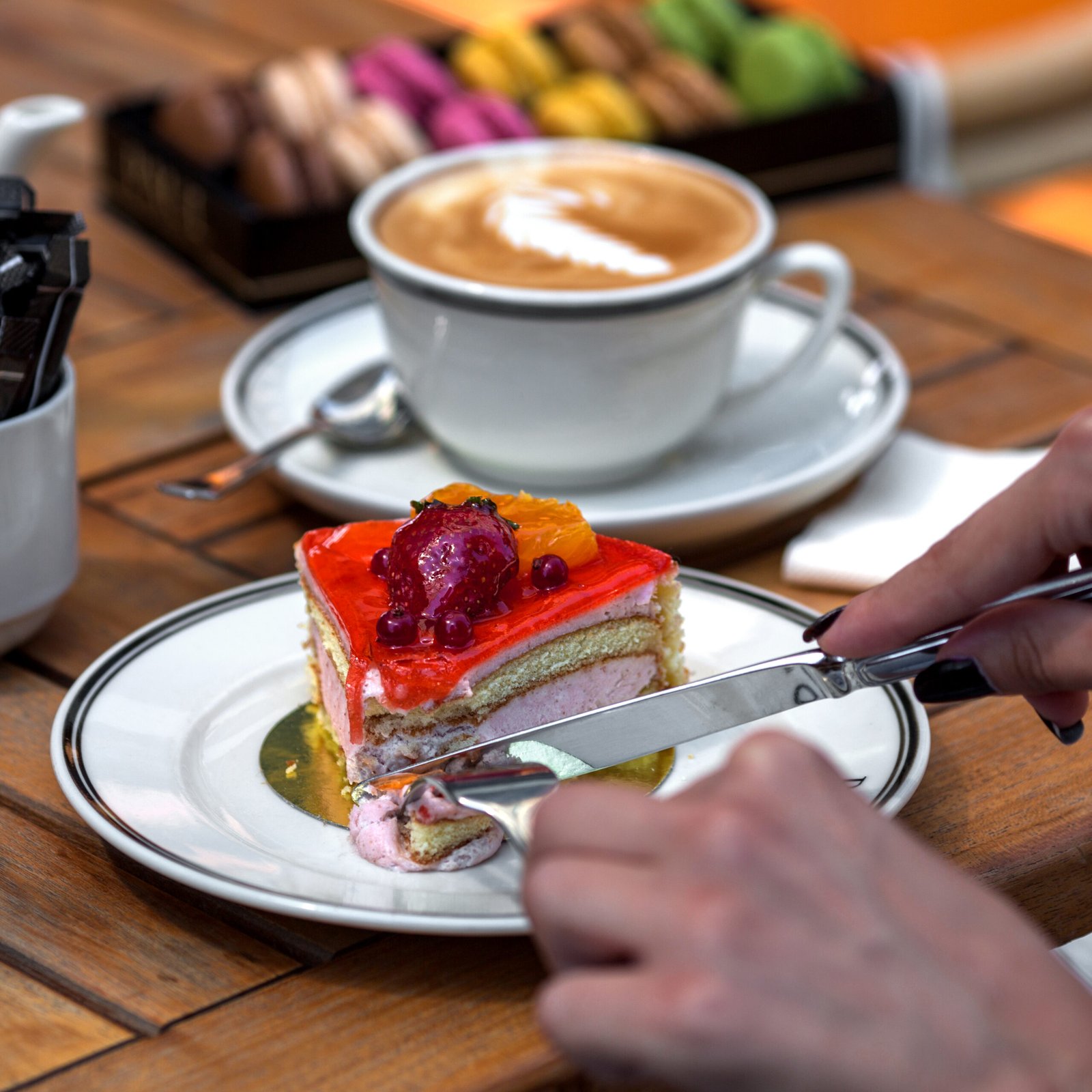 Sobremesas e cafeterias: lugares perfeitos para um primeiro encontro